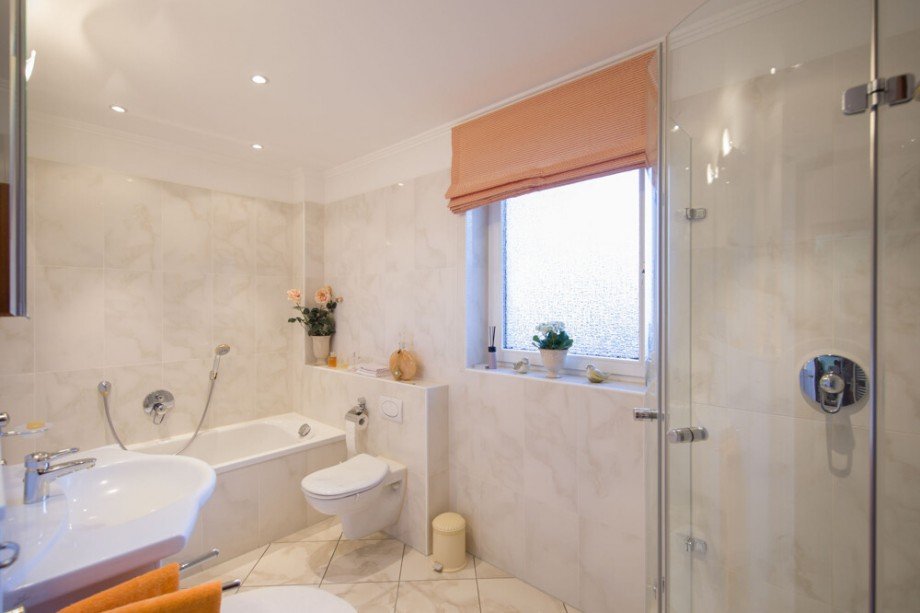 Badezimmer Einfamilienhaus Pinneberg / Waldenau-Datum