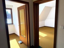 Blick in die Zimmer Klassisches Walmdach-Einfamilienhaus mit sonnigem Grundst�ck in Lurup