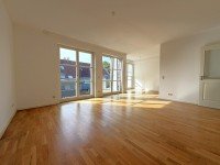 Bild (2771277daab82be8f1a52482048f2ac9): Moderne und barrierefreie Wohnung im Rissener Dorfkern mit Tiefgaragenstellplatz
