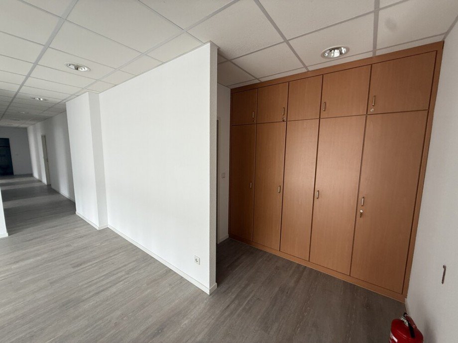 Garderobe-Ablage B�rohaus Schenefeld