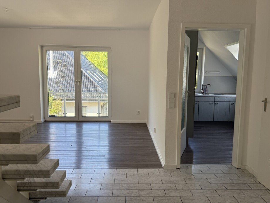 OG: Wohnraum+K�che Mehrfamilienhaus Hamburg