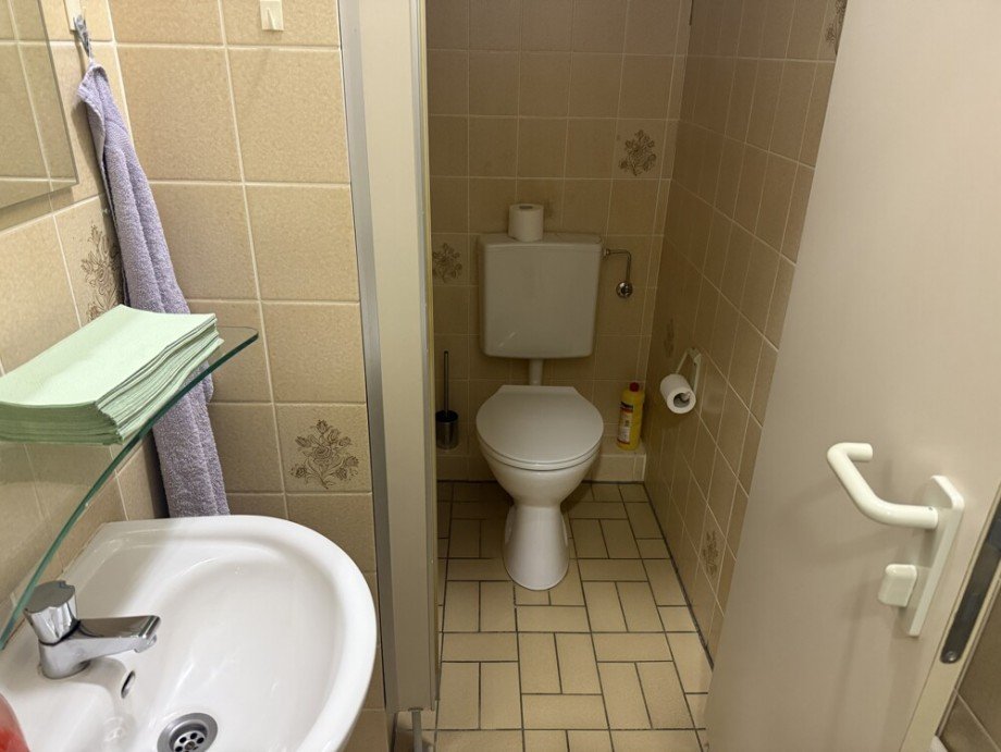 WC B�rofl�che Schenefeld