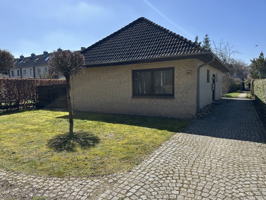 Hausansicht Einfamilienhaus Halstenbek