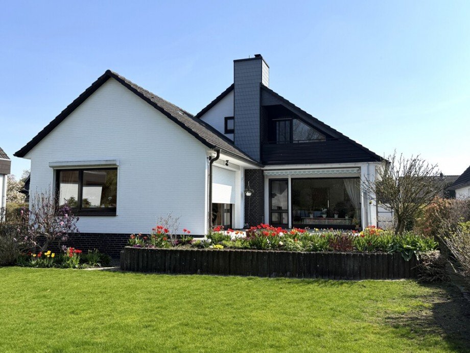 Gartenansicht Einfamilienhaus Pinneberg / Waldenau-Datum
