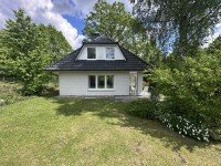 Bild (4afc68692f37dd0f42cba414324cc75c): Traumhaftes wei�es EFHim Landhausstilam Feldrand gelegen