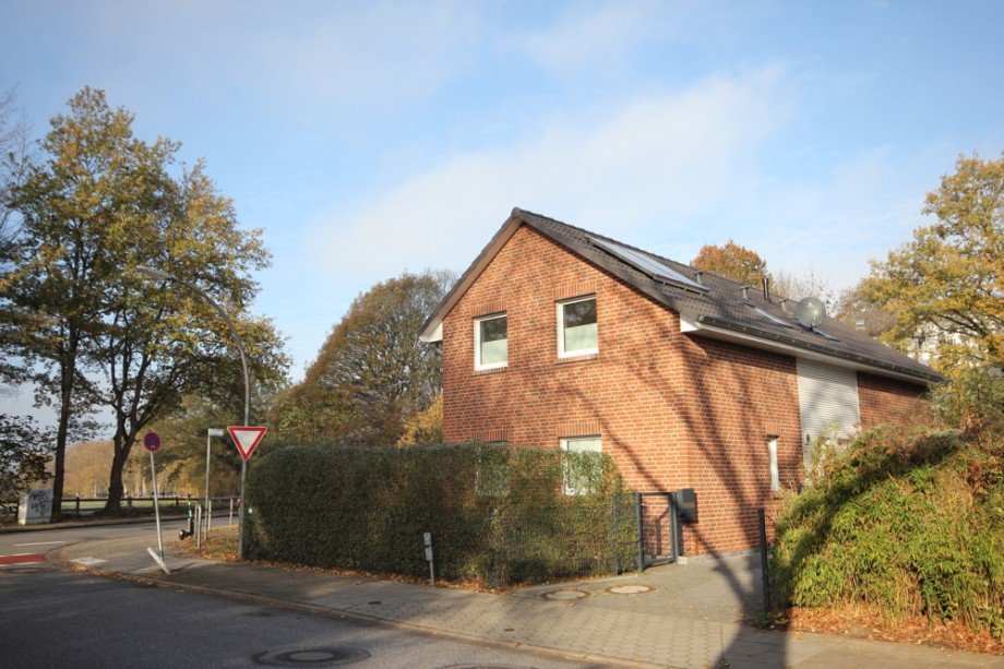 Hausansicht Einfamilienhaus Hamburg / Iserbrook