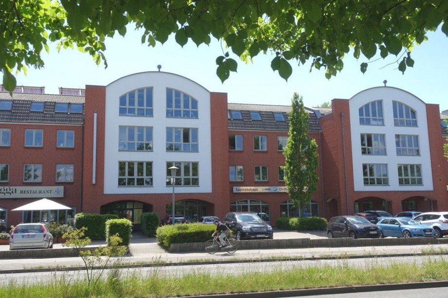 Ansicht Stra�e B�rohaus Schenefeld