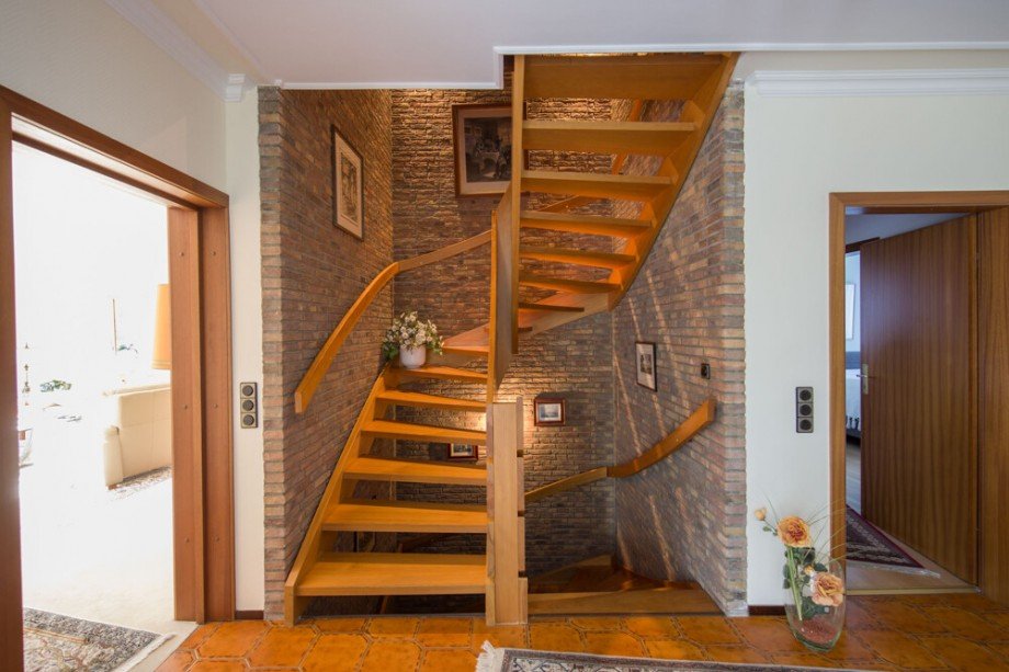 Treppe Einfamilienhaus Pinneberg / Waldenau-Datum