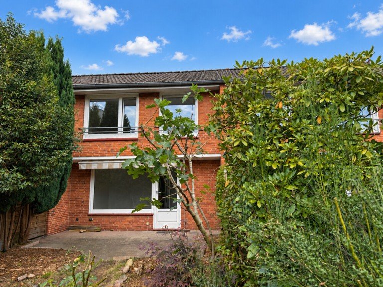 Ansicht Garten Hamburg Eidelstedt Reihenmittelhaus Reihenhaus f�r die kleine Familie zeitgem�� - ruhig - sonnigund mit Garten