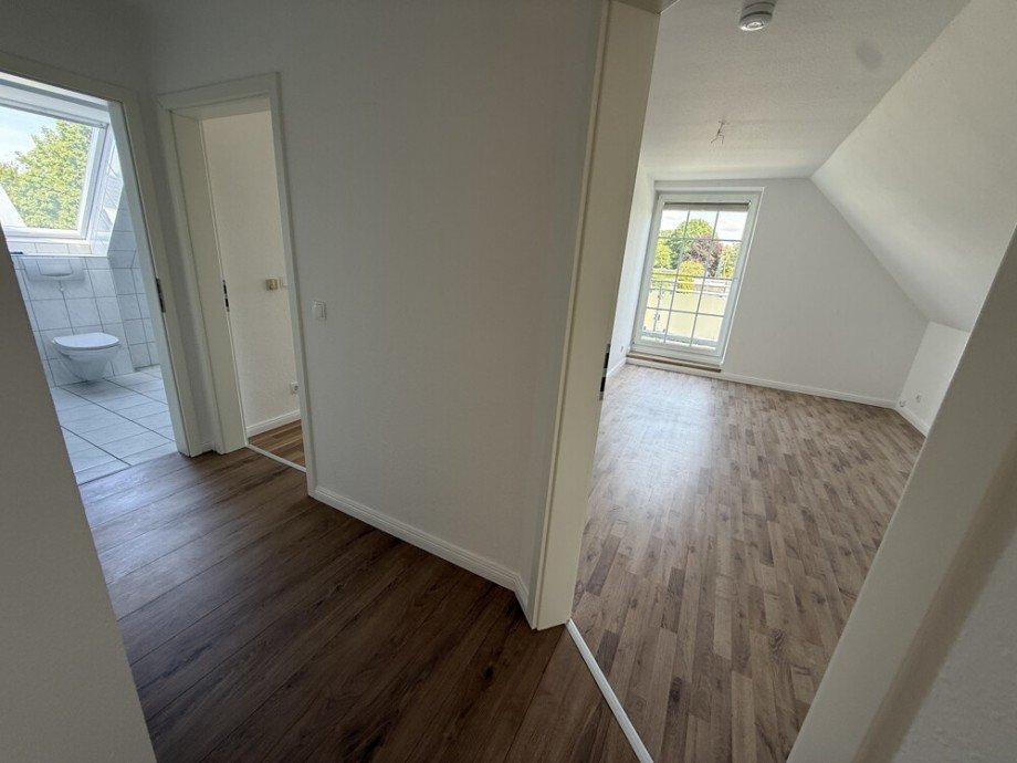 Blick in die R�ume Dachgeschosswohnung Schenefeld