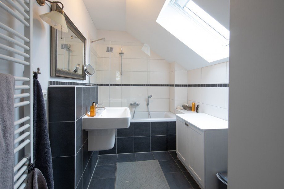 Ensuite Vollbad Obergeschoss Einfamilienhaus Hamburg / Iserbrook