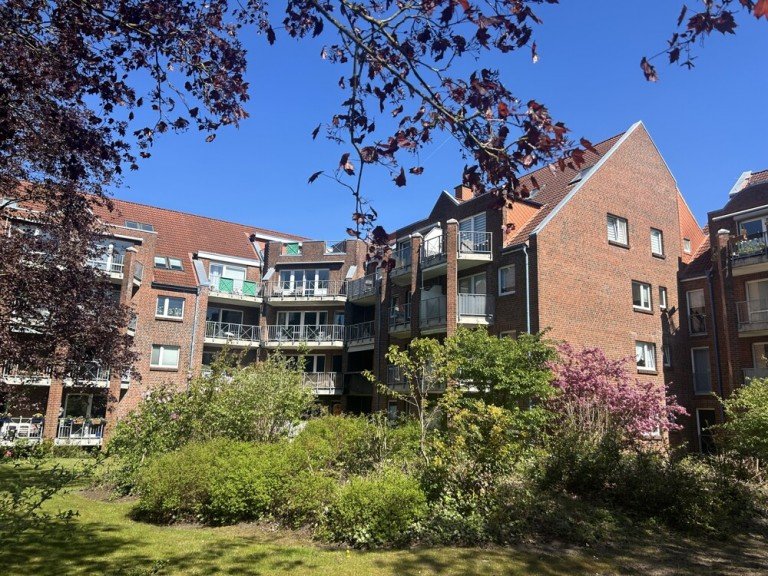 Hausansicht Pinneberg Erdgeschosswohnung Kapitalanleger aufgepasst!Lichtdurchflutete 2-Zimmer-Wohnungmit Blick ins Gr�ne