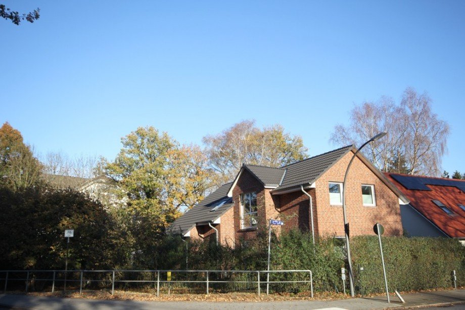 Hausansicht Einfamilienhaus Hamburg / Iserbrook