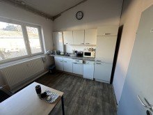Gewerbefl�che OG K�che Hoch rentabel !
Vermietete Wohn- und Gewerbeimmobilie
in Schenefeld
