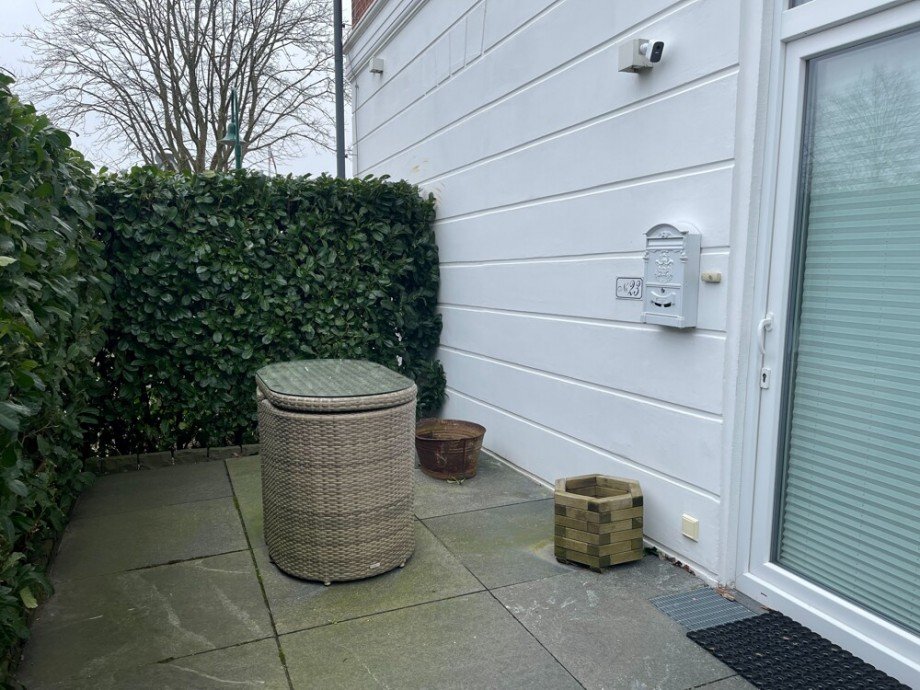 WE02-Eingang Mehrfamilienhaus Haseldorf / Altendeich