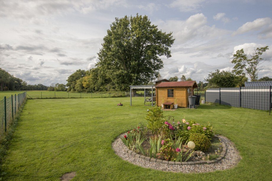 Garten Doppelhaush�lfte Rellingen