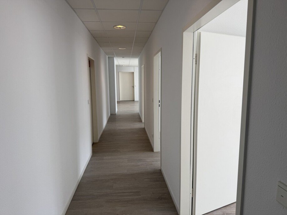 Flur B�rohaus Schenefeld