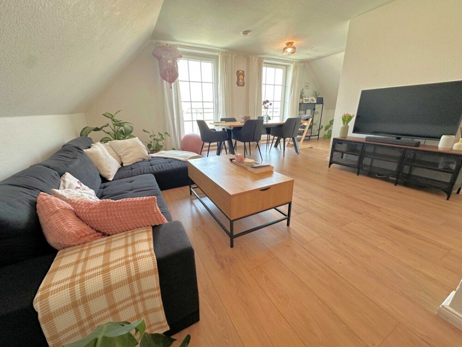 Wohnzimmer Dachgeschosswohnung Schenefeld