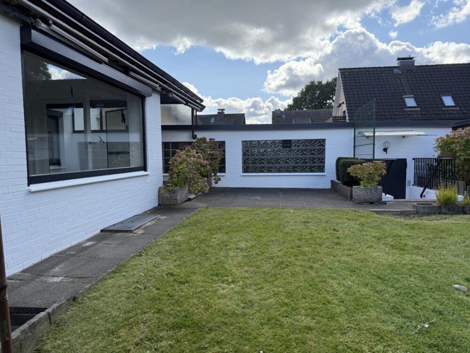Ansicht Garten Einfamilienhaus Rellingen