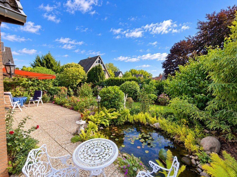Terrasse und Garten Einfamilienhaus Halstenbek