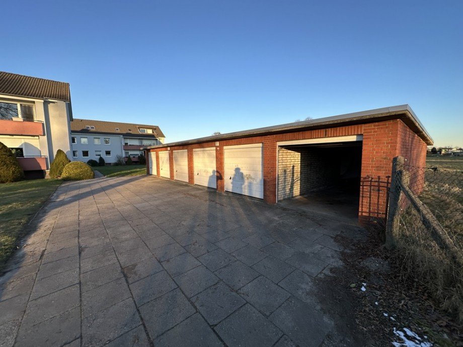 Garagenhof Mehrfamilienhaus Rellingen / Egenb�ttel