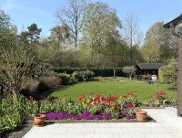 Bild (94a3b64ce3150be01cb5e67c9093e73e): Am Forst Kl�vensteenWei�es 6-Zimmer-Einfamilienhaus mit Vollkeller und S/W-Gartenim Ortsteil Waldenau