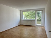 Wohnzimmer Gem�tliche und helle 
2-Zimmer-Wohnung
im Elbvorort Wedel