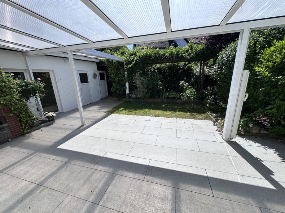 teil�berdachte Terrasse Bungalow Schenefeld
