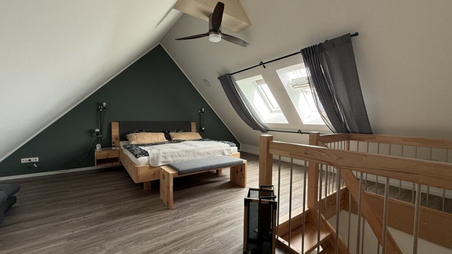 Zimmer DG Reihenhaus Rellingen