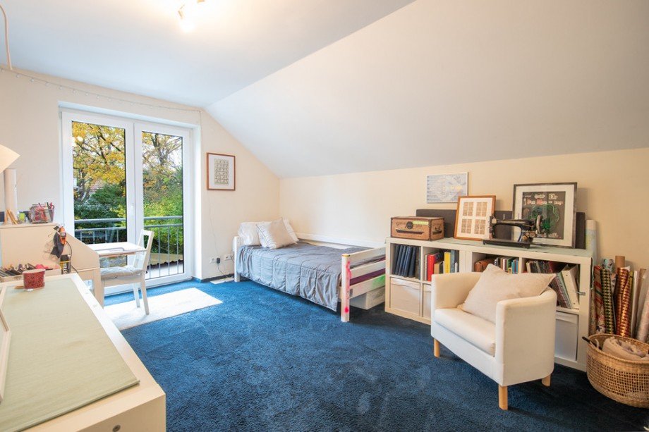 Zimmer Obergeschoss Einfamilienhaus Hamburg / Iserbrook