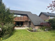 Ansicht Terrasse Gro�z�giges Architekten - EFH 
mit 6 Zimmern und gro�em Garten 
sowie weiterem Bauplatz
