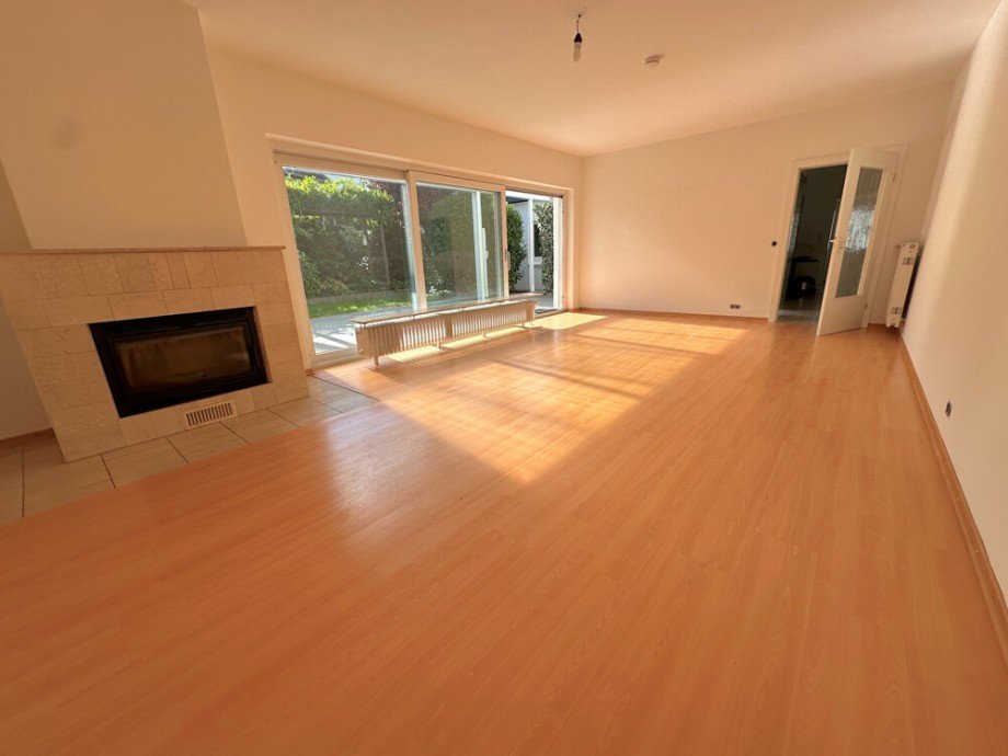 Wohnzimmer und Kamin Bungalow Schenefeld