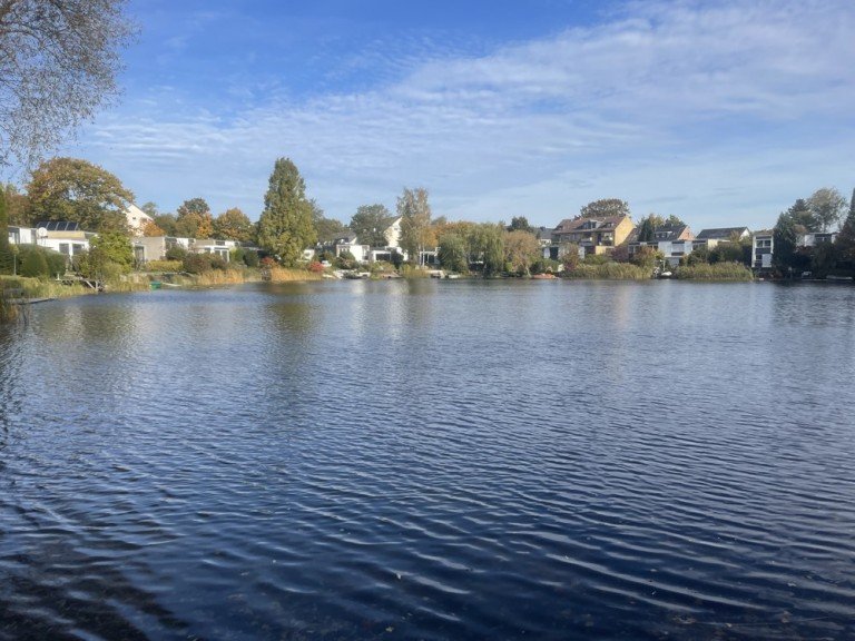 See Schenefeld Reihenendhaus Charmantes 4,5 Zimmer-Endreihenhaus mit exklusiver Seenutzung am Parksee