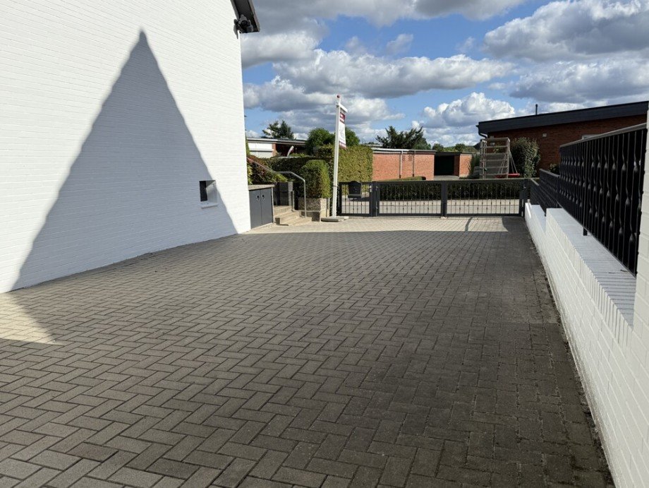 Garagenauffahrt Einfamilienhaus Rellingen