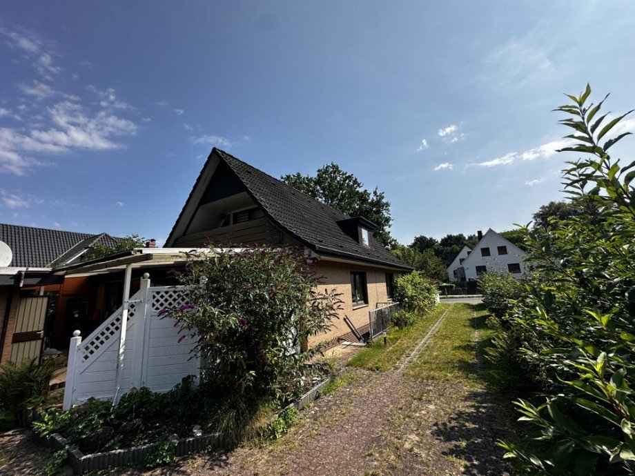 Seitliche Ansicht Einfamilienhaus Hamburg