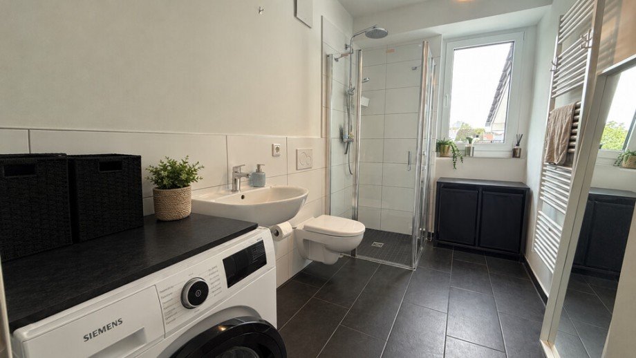 Bad Dachgeschosswohnung Pinneberg