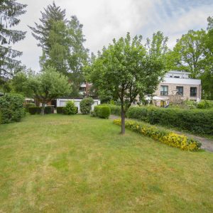 EFH – Grundstück in Alt-Osdorf für 2,5 – geschossiges Haus im Bauhausstil