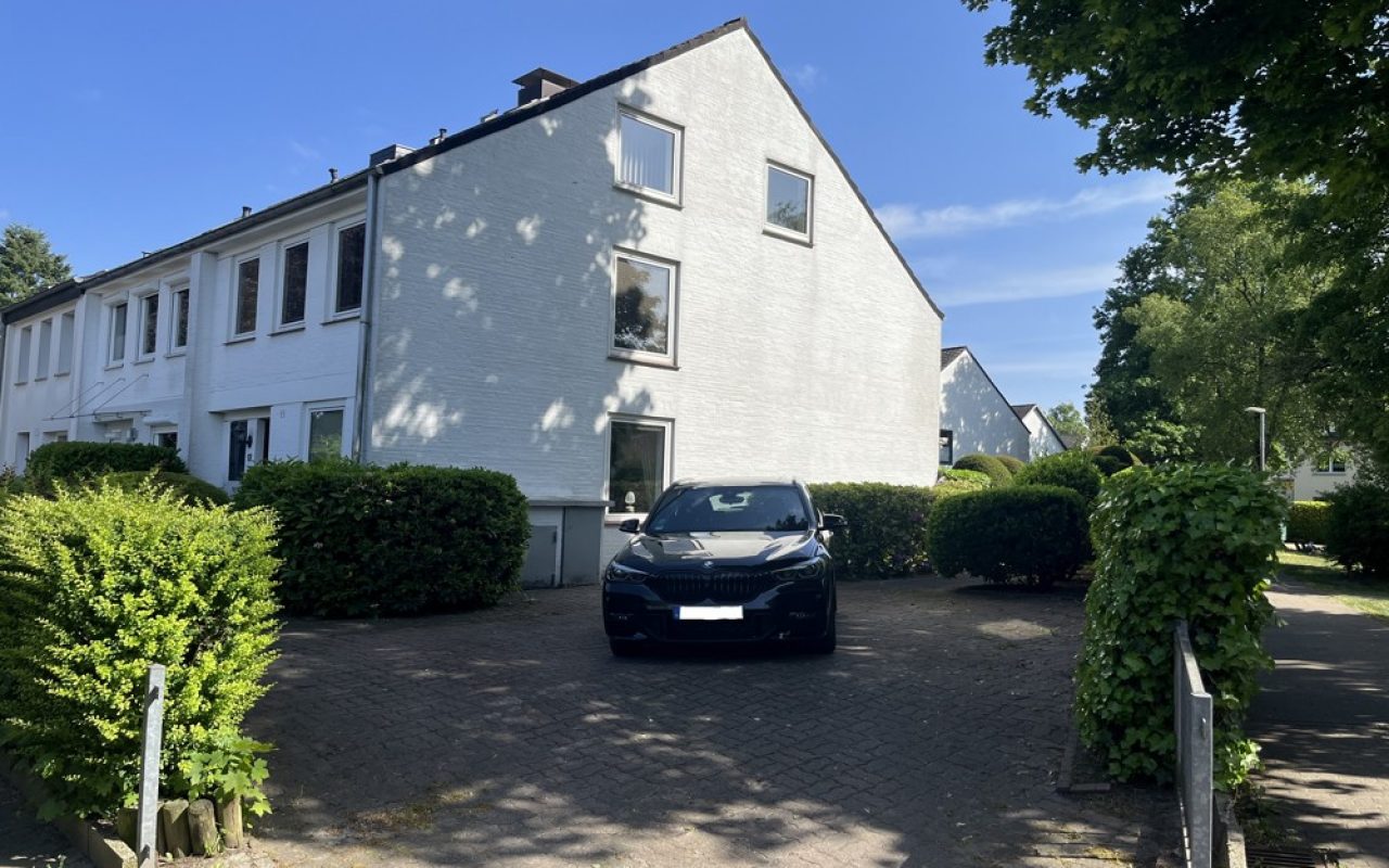PKW-Stellplätze