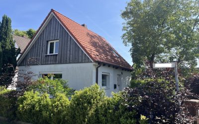 Charmant modernisiertes 2-Zimmer Einfamilienhaus auf einem Erbpachtgrundstück
