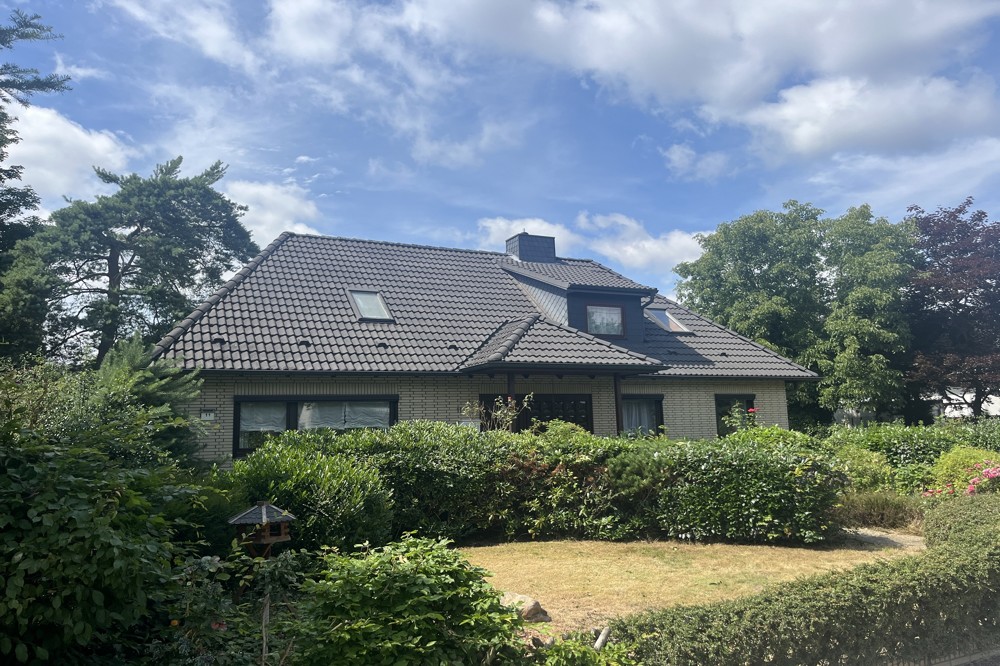 7 Zimmer Ein – oder Zweifamilienhaus mit schönem Garten in ruhiger Lage von Lurup