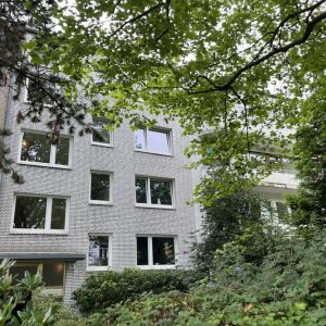 Modernisierte 2 Zimmerwohnung mit traumhaftem Blick in Bestlage am Klosterstern