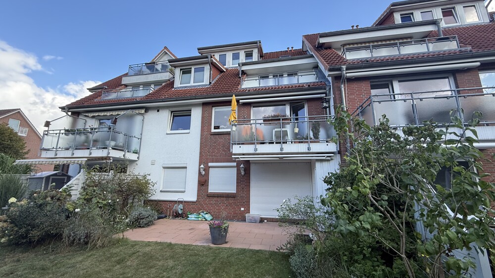 Elegante 2,5 Zimmer Erdgeschoss – Wohnung mit Terrasse & Garten (begrenzte Mietzeit 2,5 Jahre)