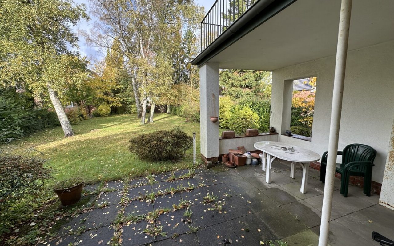 überdachte Terrasse