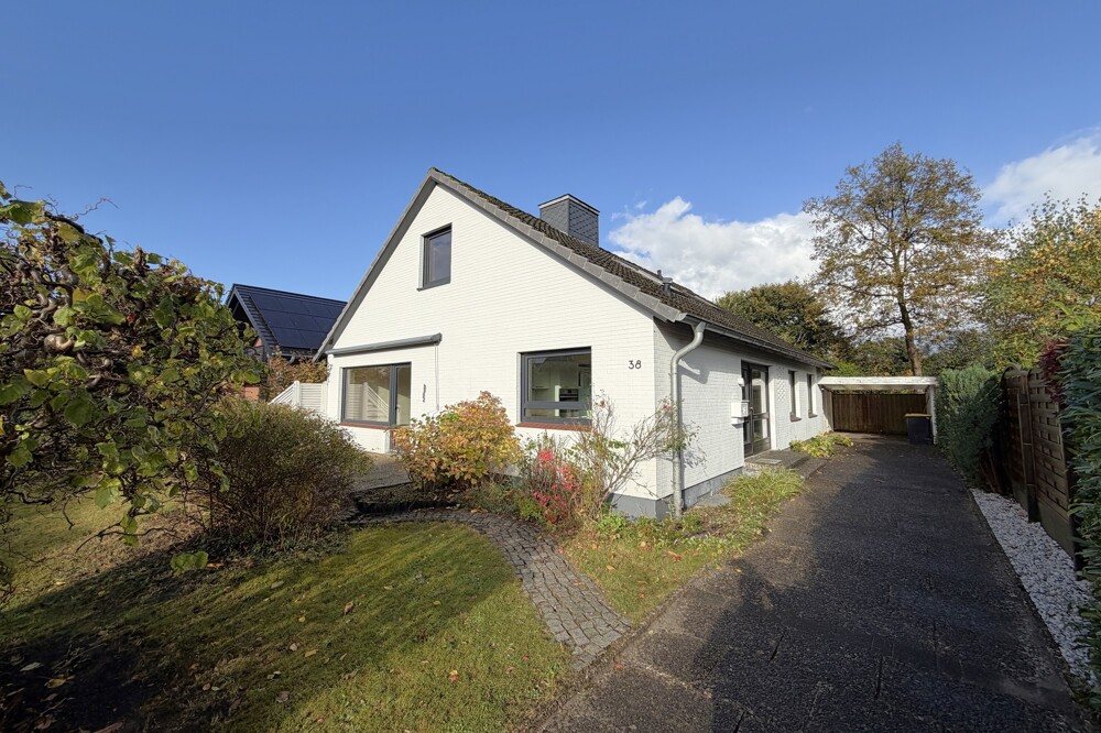 5 Zimmer Einfamilienhaus mit Vollkeller in beliebter Lage von Pinneberg – Waldenau 5 Zimmer Einfamilienhaus mit Vollkeller in beliebter Lage von Pinneberg – Waldenau