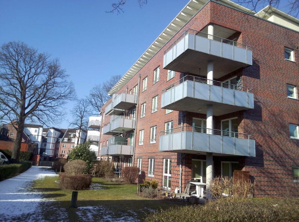 Moderne 2 Zimmer- Wohnung + Wohnküche im Ortskern von Halstenbek