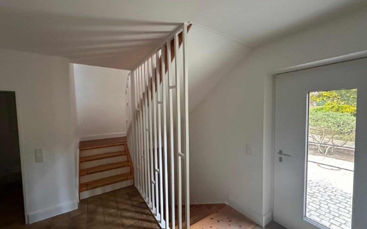 Eingang und Treppe