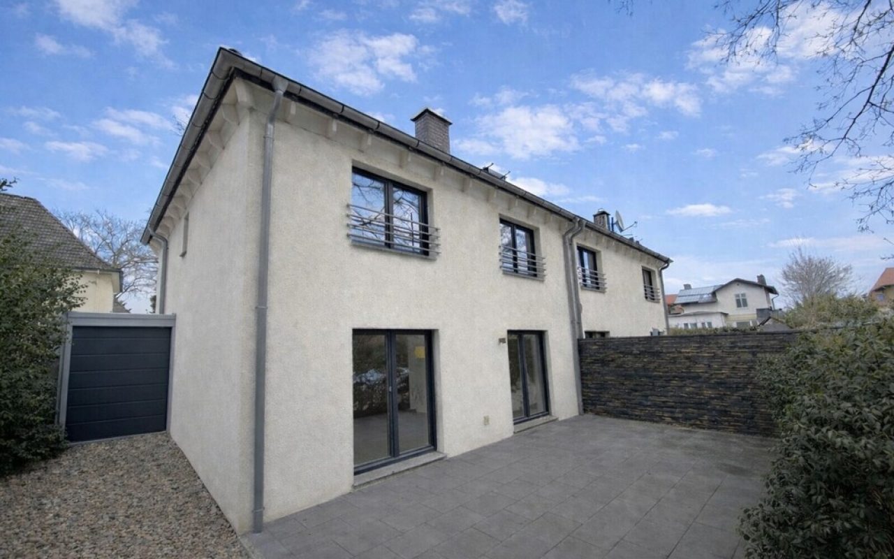 Hausansicht Terrasse